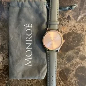 Monroe | Accessories | Monroe Rose Gold Leather Wrist Watch  display picture 2